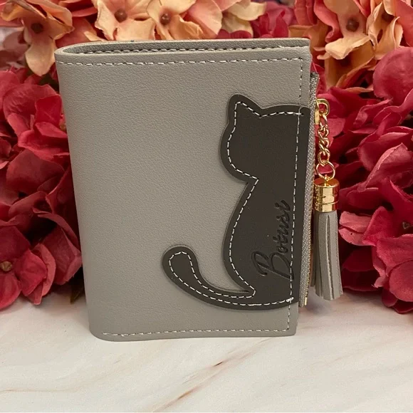 Vegan Leather Two Tone Gray Cat Wallet with Tassel - Picture 7 of 15